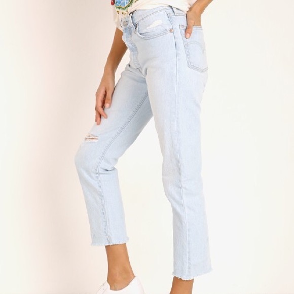 Levi’s 501 crop - Picture 2 of 6